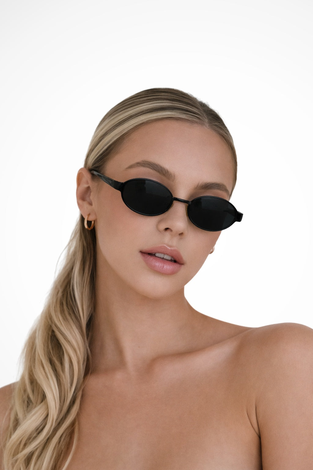 Claudia | Gafas de Sol Ovaladas Montura Metálica Mujer Estilo Retro