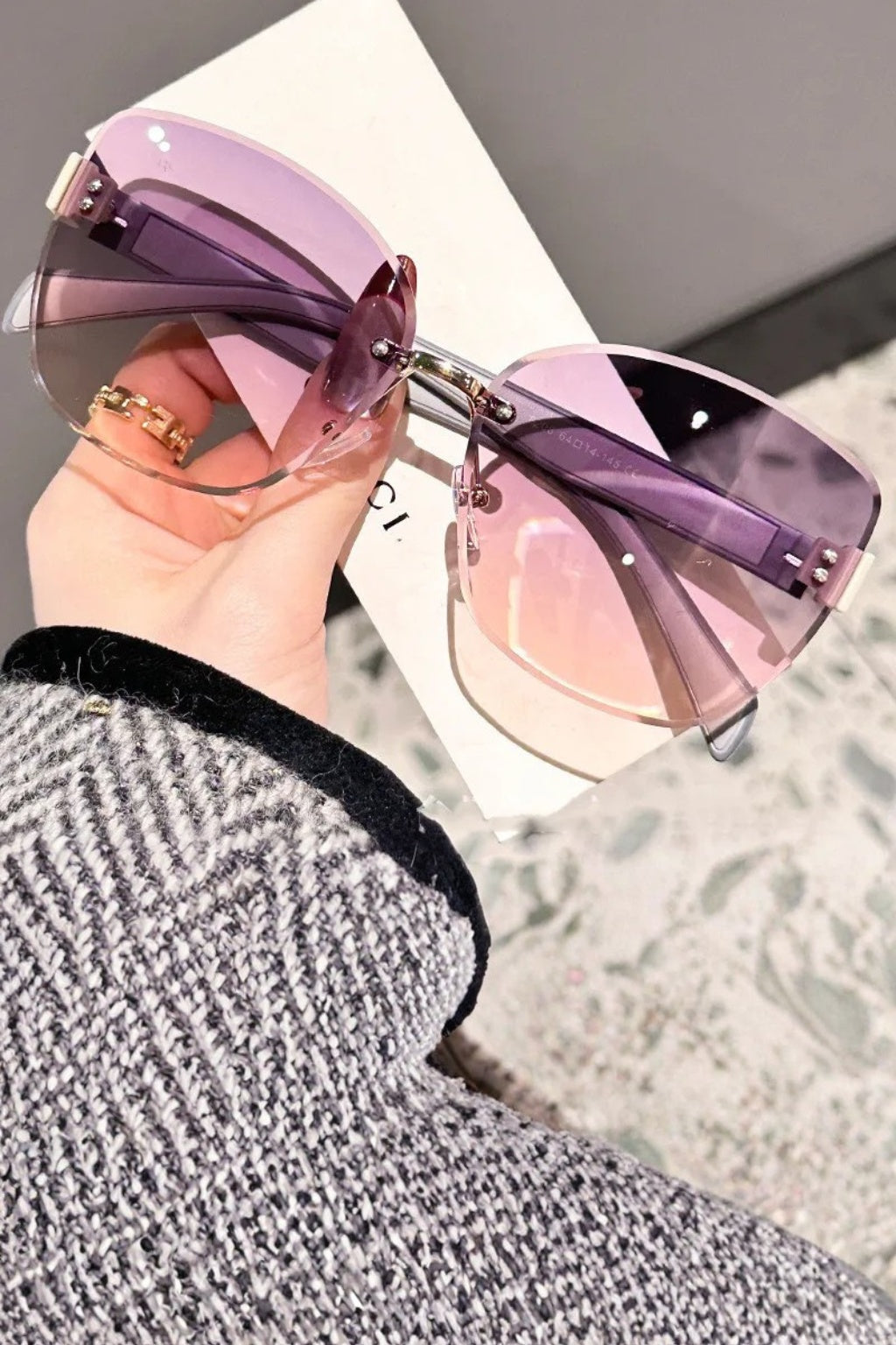 Paloma | Gafas de Sol Sin Montura Estilo Gato Mujer Lente Degradada