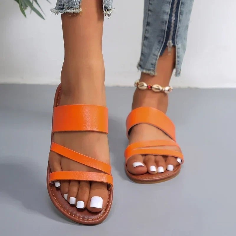 Consuelo | Sandalias Planas de Tiras Cruzadas Mujer