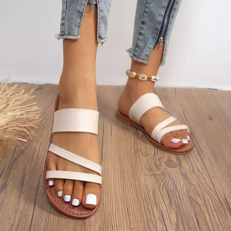 Consuelo | Sandalias Planas de Tiras Cruzadas Mujer